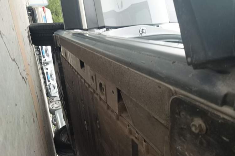Used Nio ES6 2020 600 km Sport Edition Right Side Sill