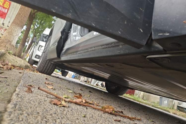 Used Nio ES6 2020 430KM Performance Version Right Side Sill