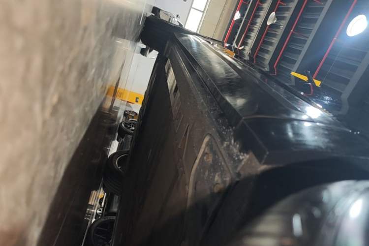 Used Nio ES6 2020 600 km Sport Edition Right Side Sill