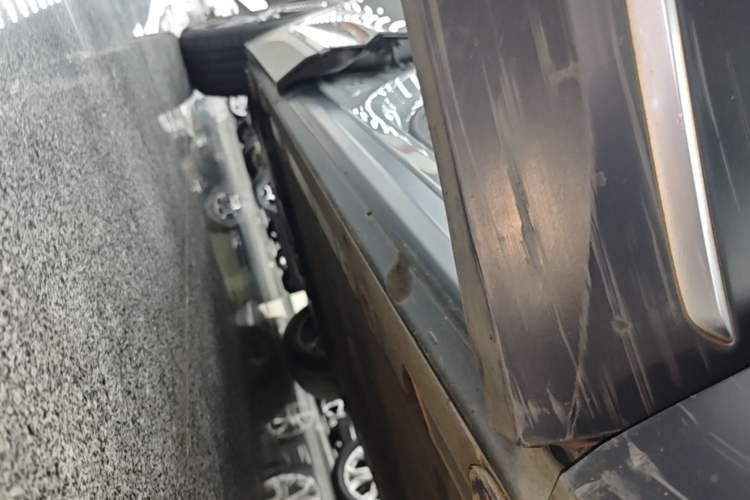 Used Nio ES6 2020 430KM Performance Version Right Side Sill