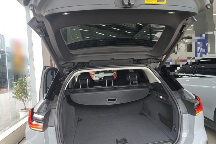 Used Nio ES6 2020 430KM Performance Version Trunk