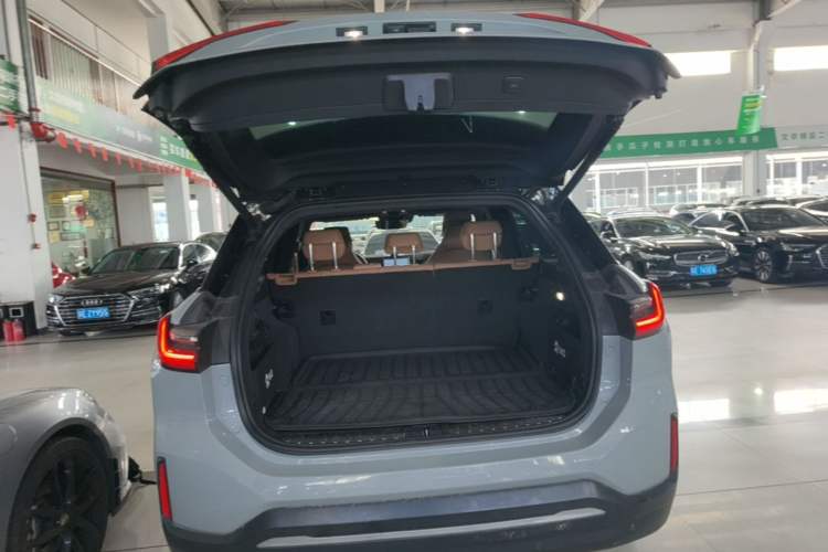 Used Nio ES6 2020 420 km Sport Edition Trunk