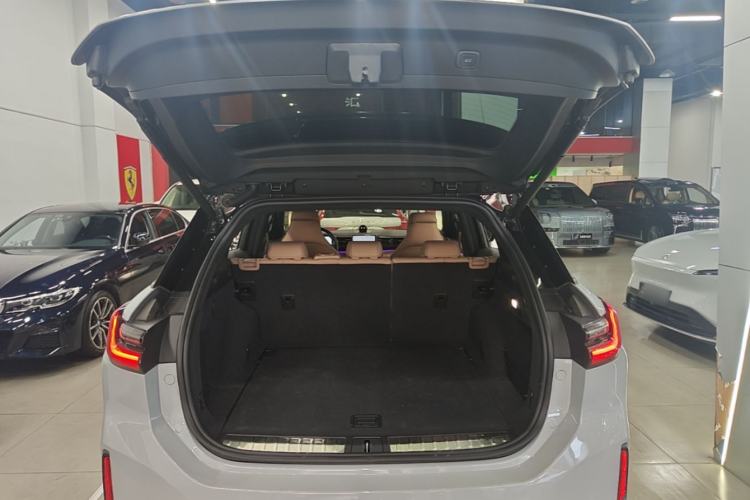 Used Nio ES6 2020 610 km Performance Version Trunk