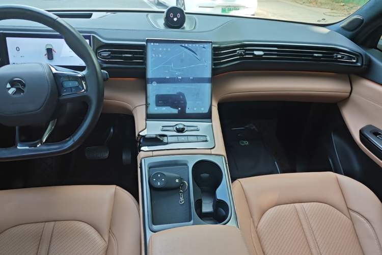 Used Nio ES6 2020 455KM Sport Edition Audio And AC Panel