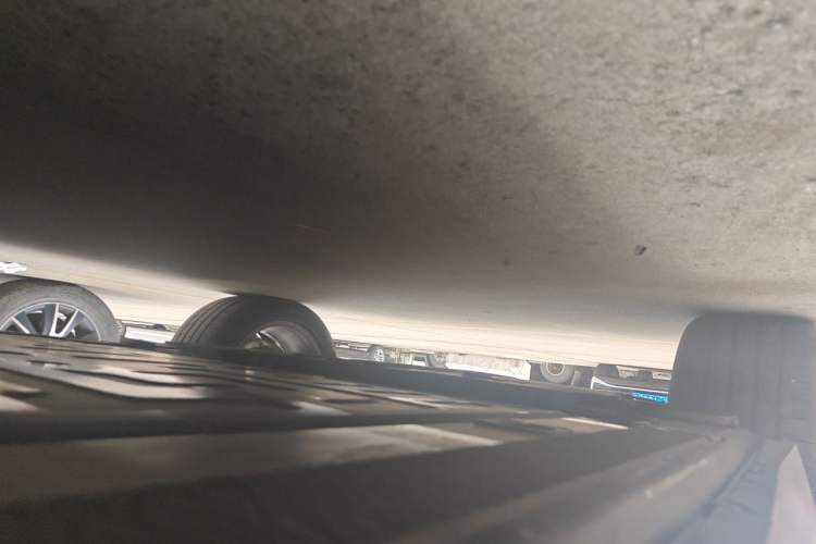 Used Nio ES6 2020 420 km Sport Edition Chassis Rear Right