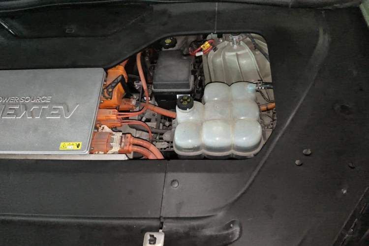Used Nio ES6 2020 420 km Sport Edition Engine Bay Left
