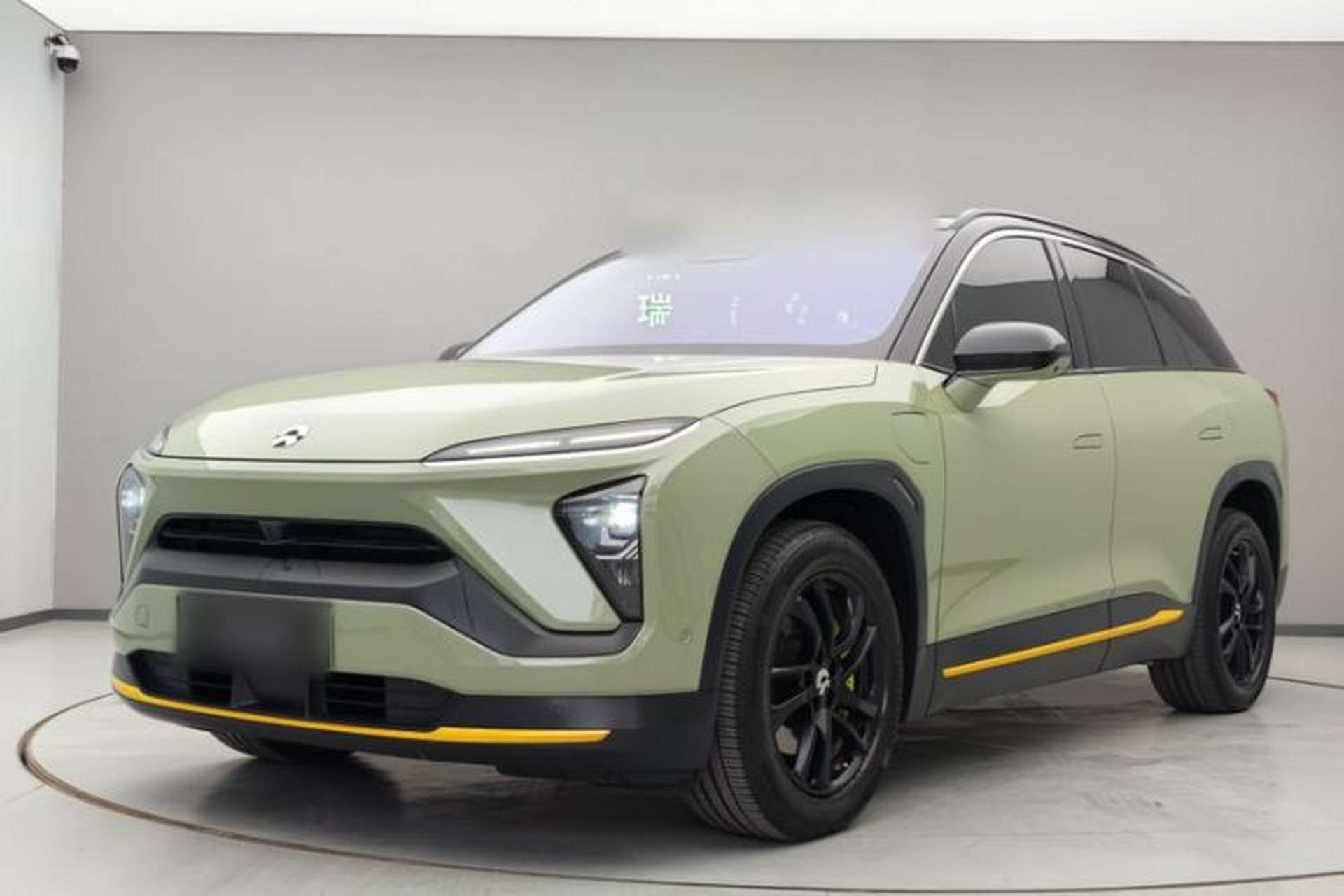 Used Nio ES6 2020 420 km Sport Edition Front Left 45 Deg