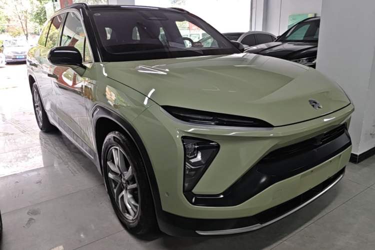 Used Nio ES6 2020 420 km Sport Edition Front Right 45 Deg