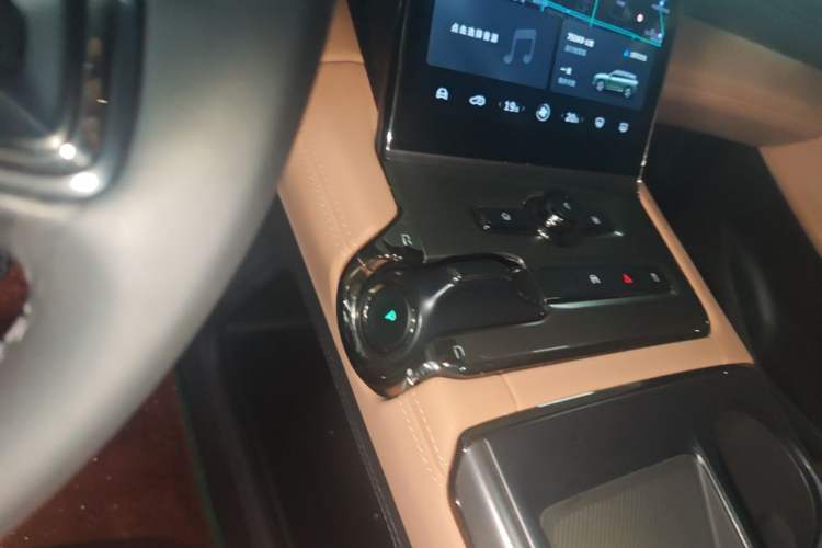 Used Nio ES6 2020 600 km Sport Edition Gear Lever