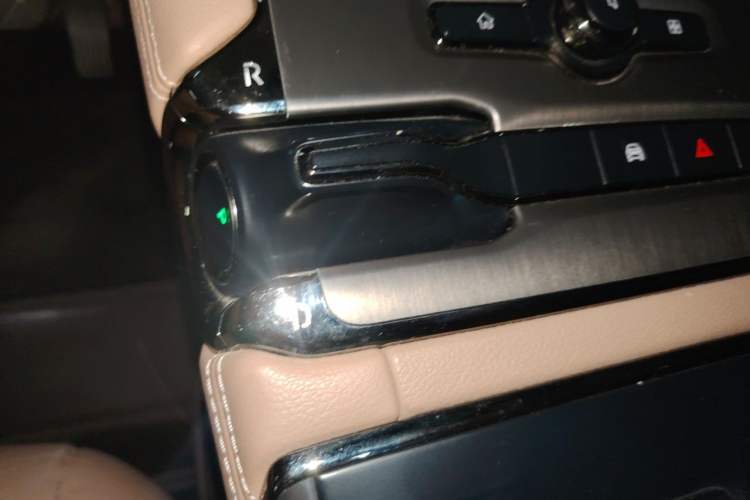Used Nio ES6 2020 420 km Sport Edition Gear Lever