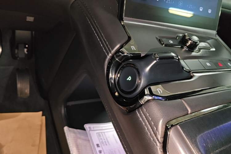 Used Nio ES6 2020 420 km Sport Edition Gear Lever
