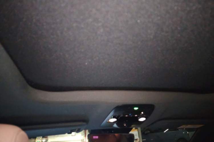 Used Nio ES6 2020 420 km Sport Edition Headliner