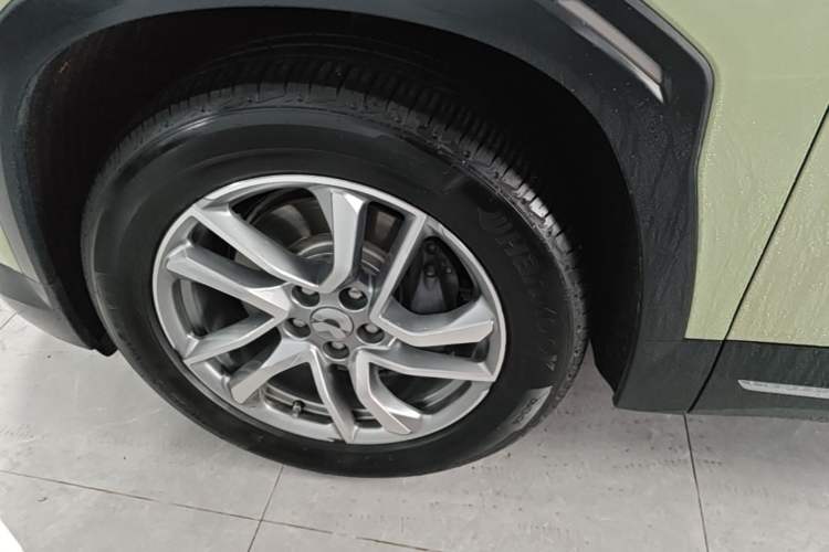 Used Nio ES6 2020 420 km Sport Edition Left Front Wheel Hub