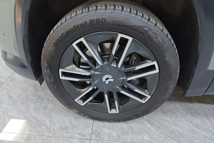 Used Nio ES6 2020 610KM Signature Edition Left Front Wheel Hub