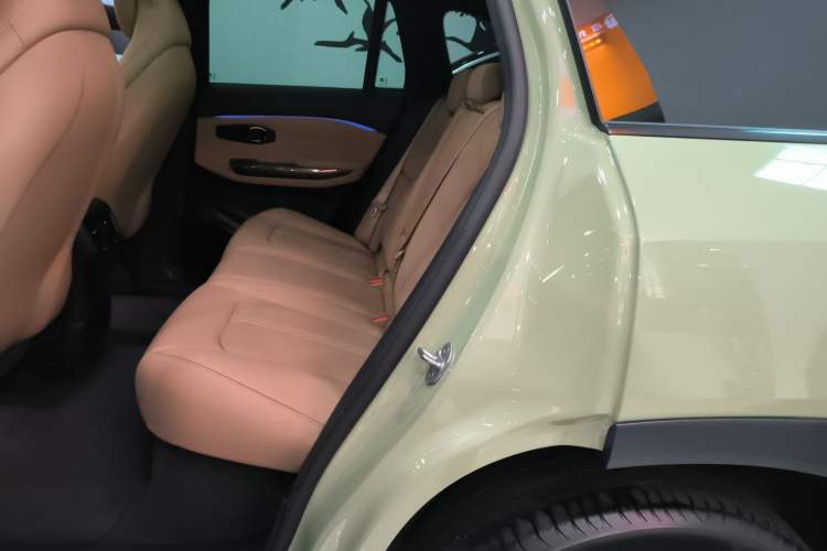 Used Nio ES6 2020 420 km Sport Edition Left Rear Seat