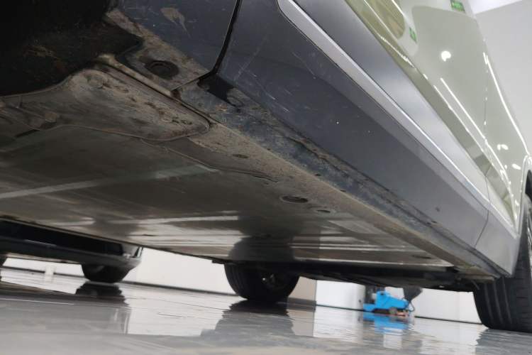 Used Nio ES6 2020 430KM Performance Version Left Side Sill