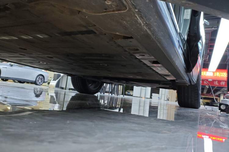 Used Nio ES6 2020 610KM Signature Edition Left Side Sill