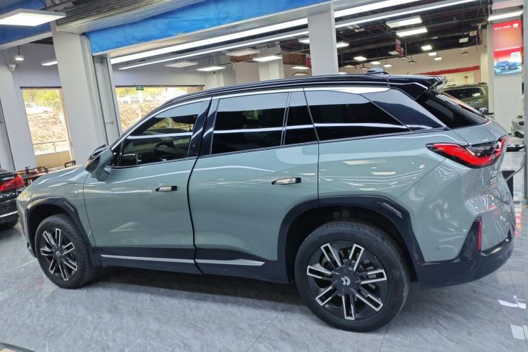 Used Nio ES6 2020 610KM Signature Edition Left Side