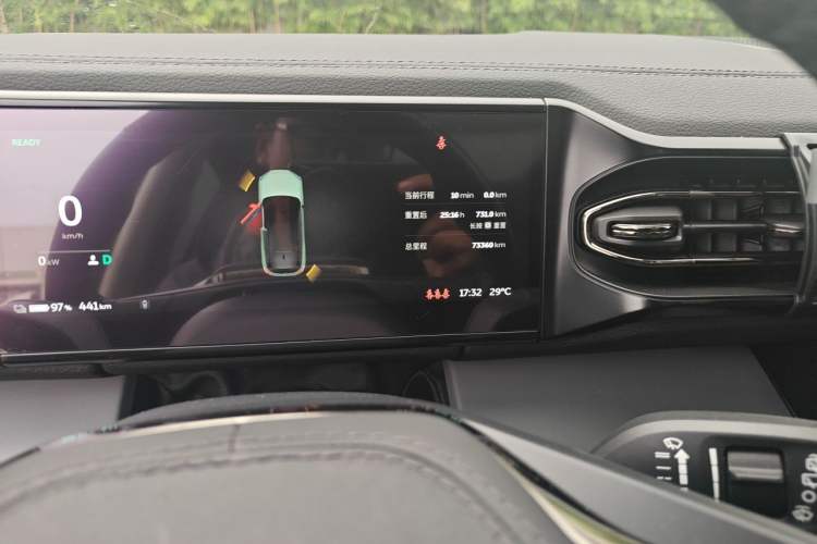 Used Nio ES6 2020 420 km Sport Edition Odometer Close Up