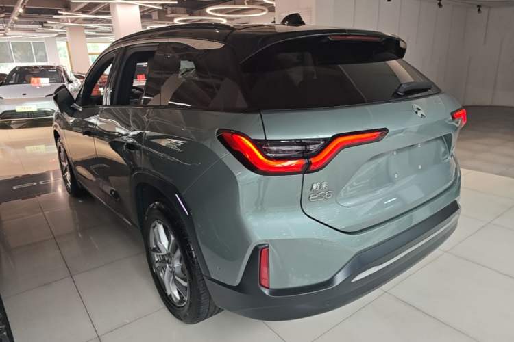 Used Nio ES6 2020 420 km Sport Edition Rear Left 45 Deg