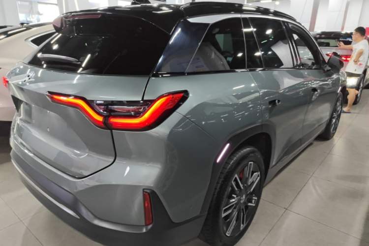 Used Nio ES6 2020 600 km Sport Edition Rear Right 45 Deg