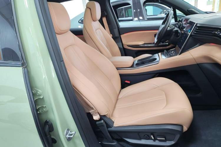 Used Nio ES6 2020 430KM Performance Version Right Front Seat