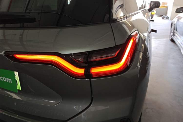Used Nio ES6 2020 610 km Performance Version Right Rear Taillight