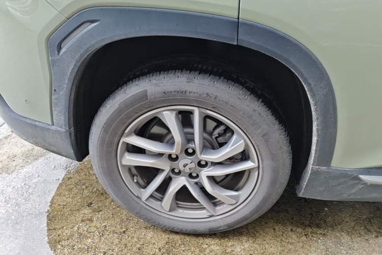 Used Nio ES6 2020 420 km Sport Edition Right Rear Wheel Hub