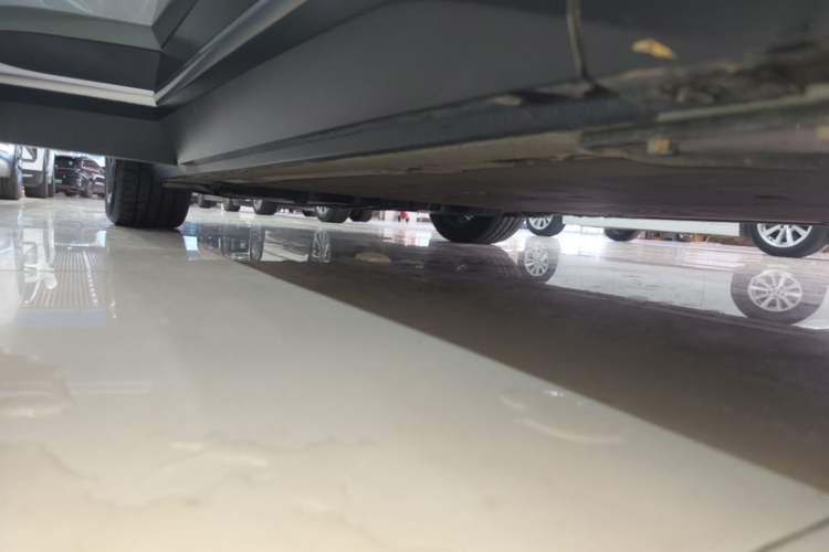 Used Nio ES6 2020 430KM Performance Version Right Side Sill