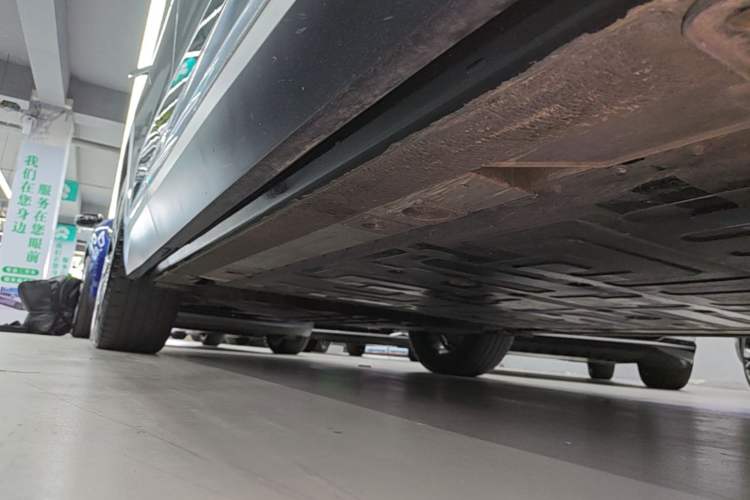 Used Nio ES6 2020 455KM Sport Edition Right Side Sill