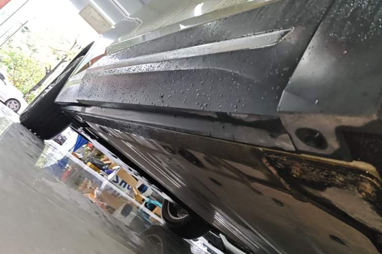 Used Nio ES6 2020 420 km Sport Edition Right Side Sill