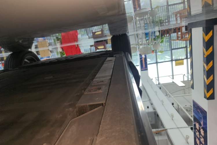 Used Nio ES6 2020 455KM Sport Edition Right Side Sill