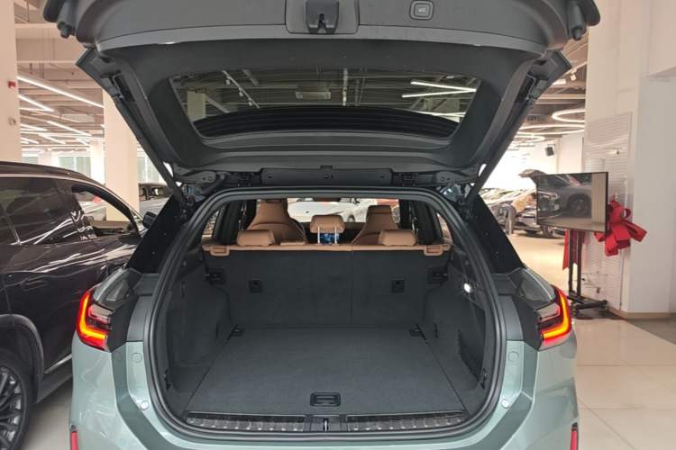 Used Nio ES6 2020 420 km Sport Edition Trunk