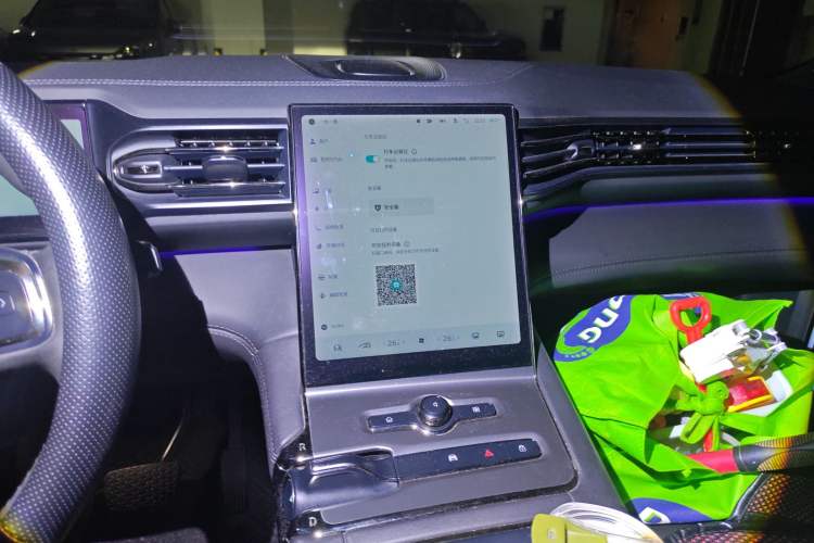 Used Nio ES6 2020 420 km Sport Edition Audio And AC Panel