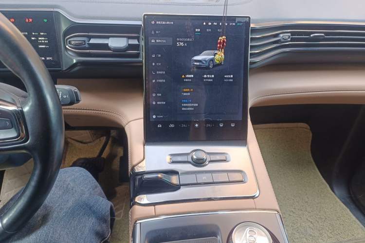 Used Nio ES6 2020 420 km Sport Edition Audio And AC Panel