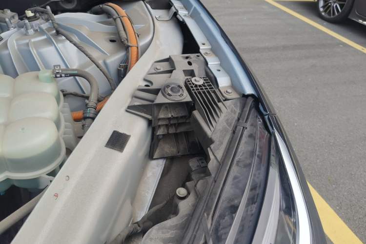 Used Nio ES6 2020 600 km Sport Edition Engine Bay Left