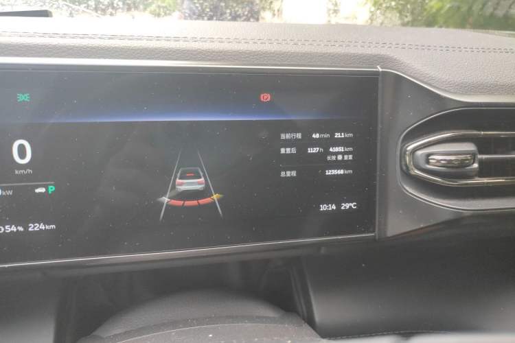 Used Nio ES6 2020 420 km Sport Edition Odometer Close Up