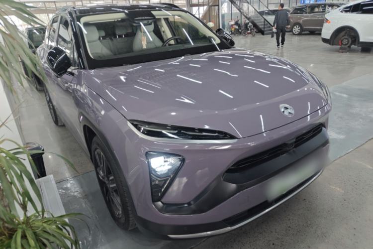 Used Nio ES6 2020 420 km Sport Edition Front Right 45 Deg