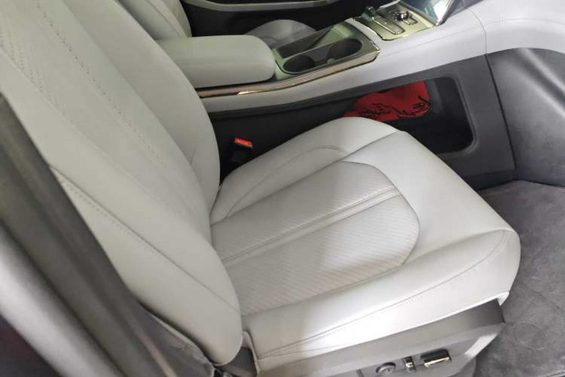 Used Nio ES6 2020 610 km Performance Version Right Front Seat