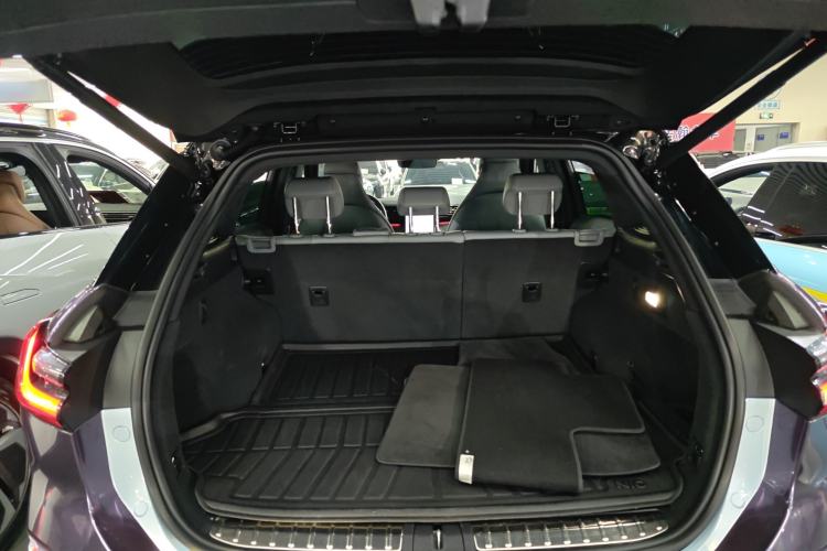 Used Nio ES6 2020 610 km Performance Version Trunk