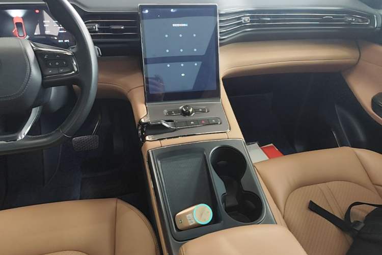 Used Nio ES6 2020 420 km Sport Edition Audio And AC Panel