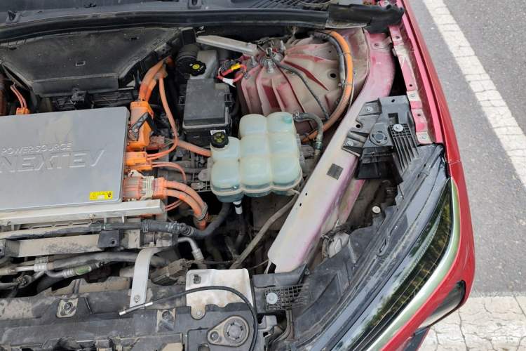 Used Nio ES6 2020 420 km Sport Edition Engine Bay Left