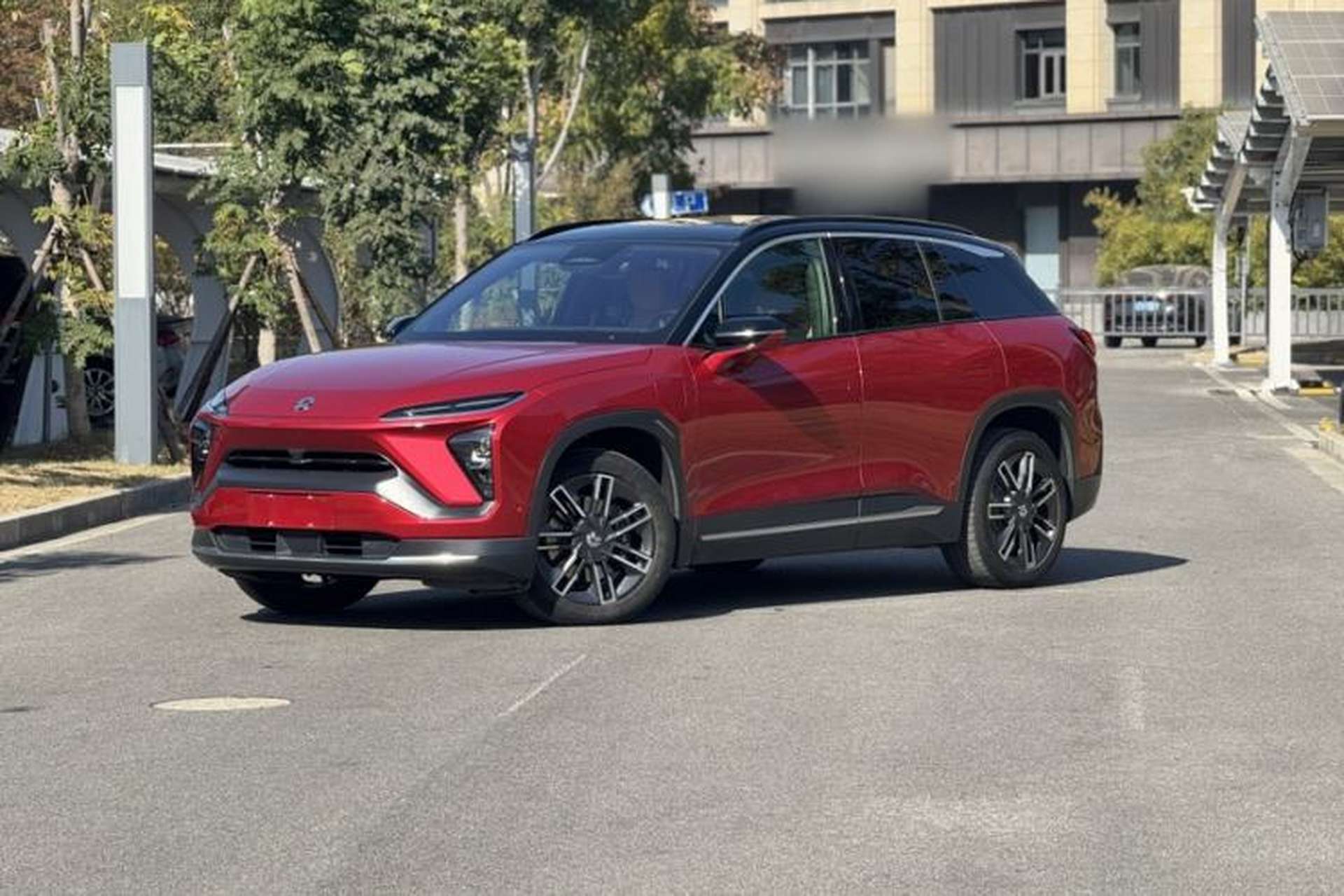 Used Nio ES6 2020 465 km Performance Version Front Left 45 Deg