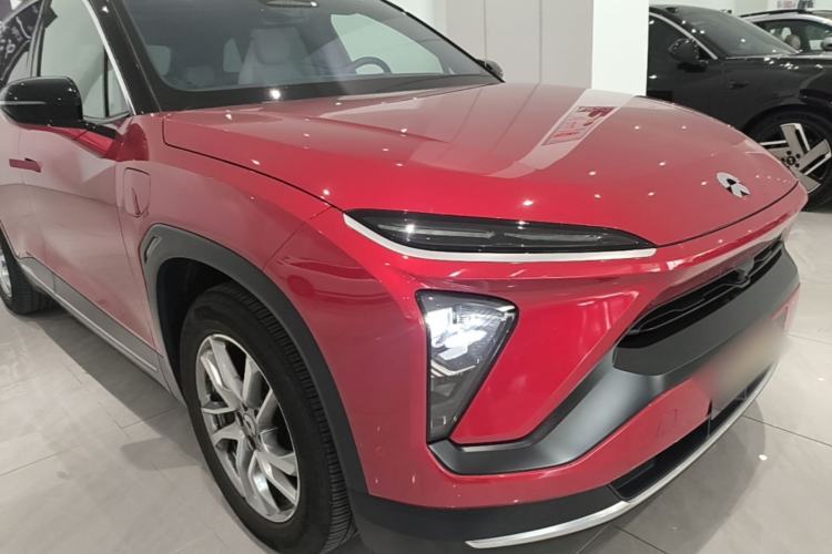 Used Nio ES6 2020 420 km Sport Edition Front Right 45 Deg