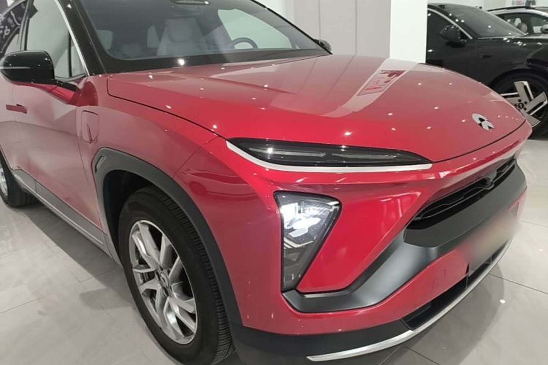 Used Nio ES6 2020 420 km Sport Edition Front Right 45 Deg