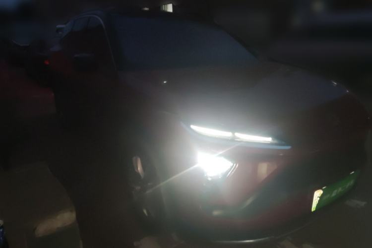 Used Nio ES6 2020 600 km Sport Edition Front Right 45 Deg