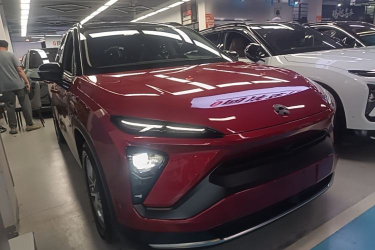 Used Nio ES6 2020 600 km Sport Edition Front Right 45 Deg