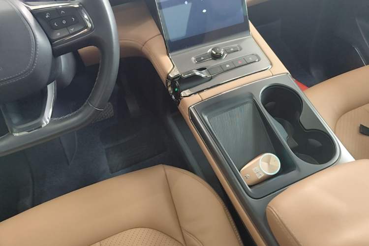 Used Nio ES6 2020 420 km Sport Edition Gear Lever