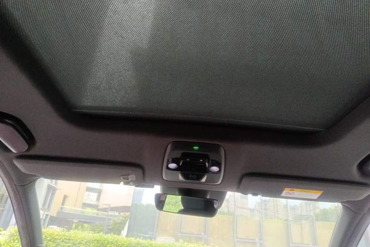 Used Nio ES6 2020 420 km Sport Edition Headliner