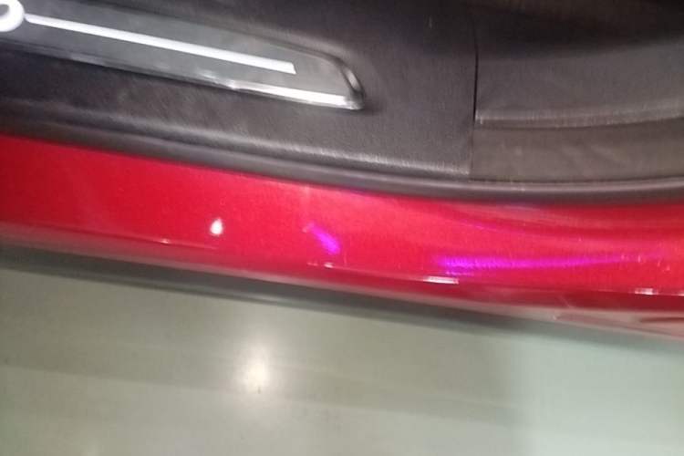 Used Nio ES6 2020 600 km Sport Edition Left Side Sill